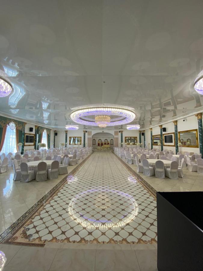 Hotel Astam Qostanaj Exteriör bild