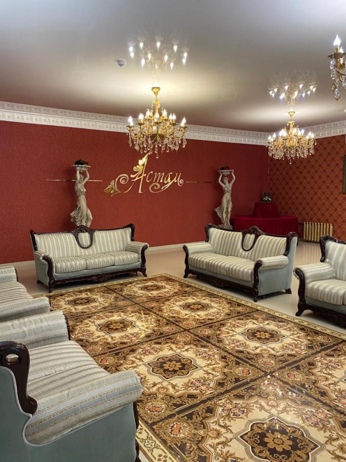 Hotel Astam Qostanaj Exteriör bild