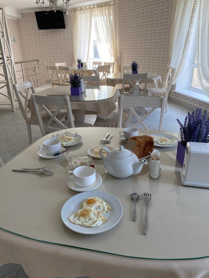 Hotel Astam Qostanaj Exteriör bild