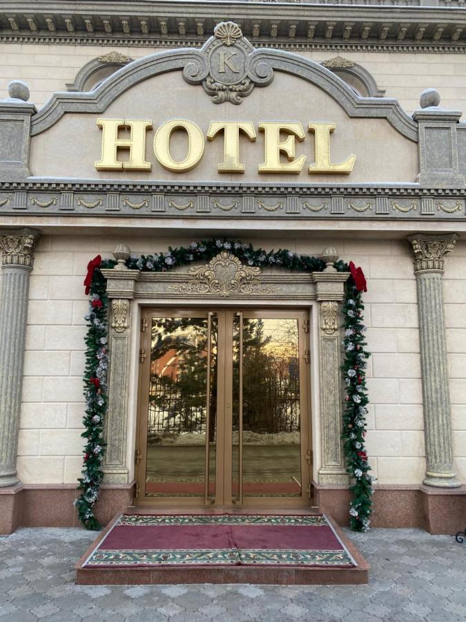 Hotel Astam Qostanaj Exteriör bild