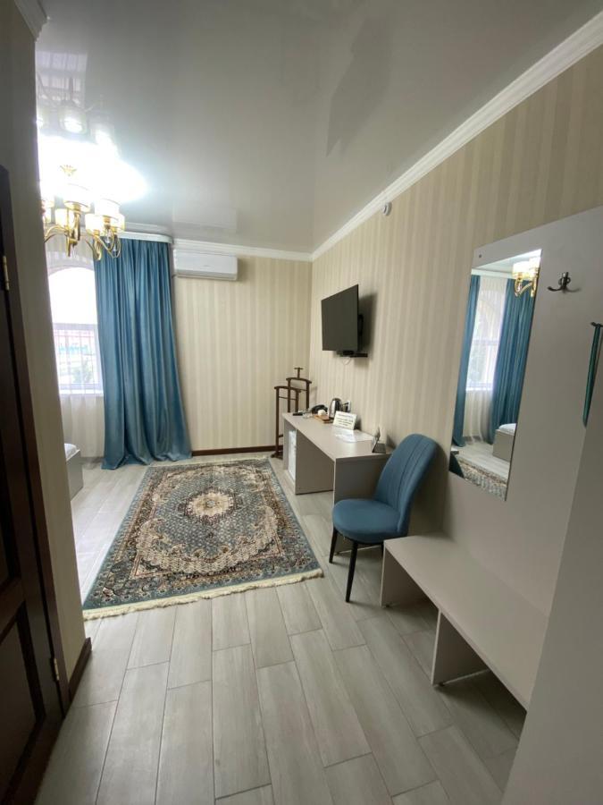 Hotel Astam Qostanaj Exteriör bild