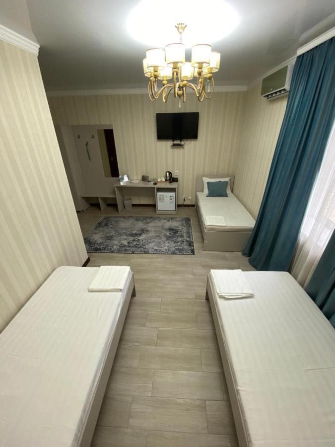 Hotel Astam Qostanaj Exteriör bild